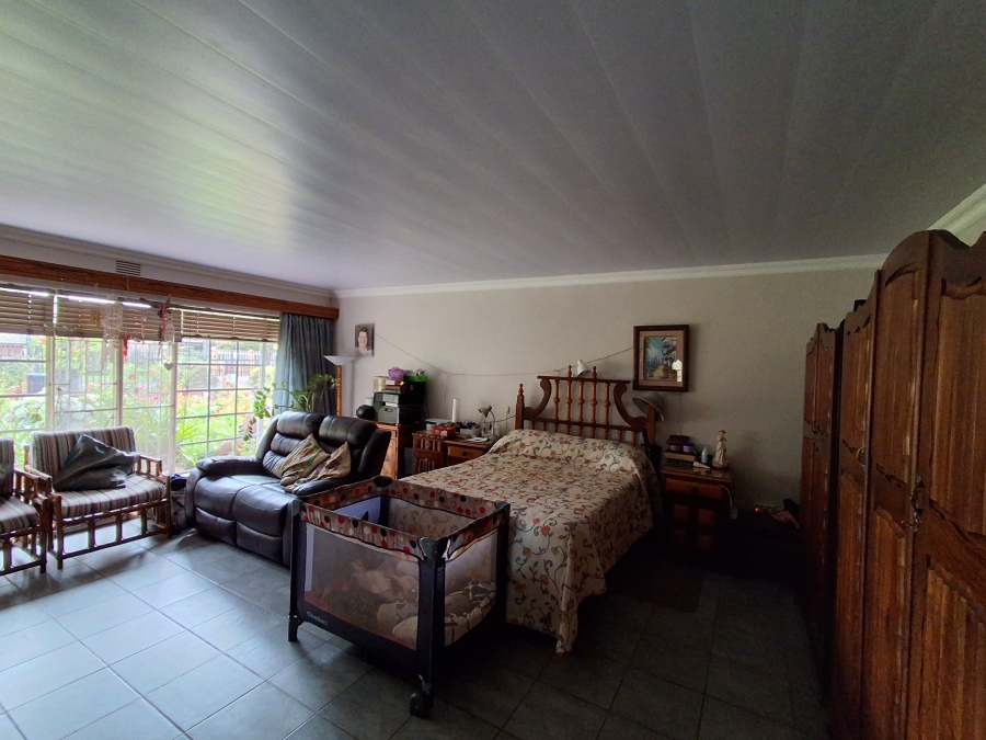 4 Bedroom Property for Sale in Stilfontein Ext 4 North West